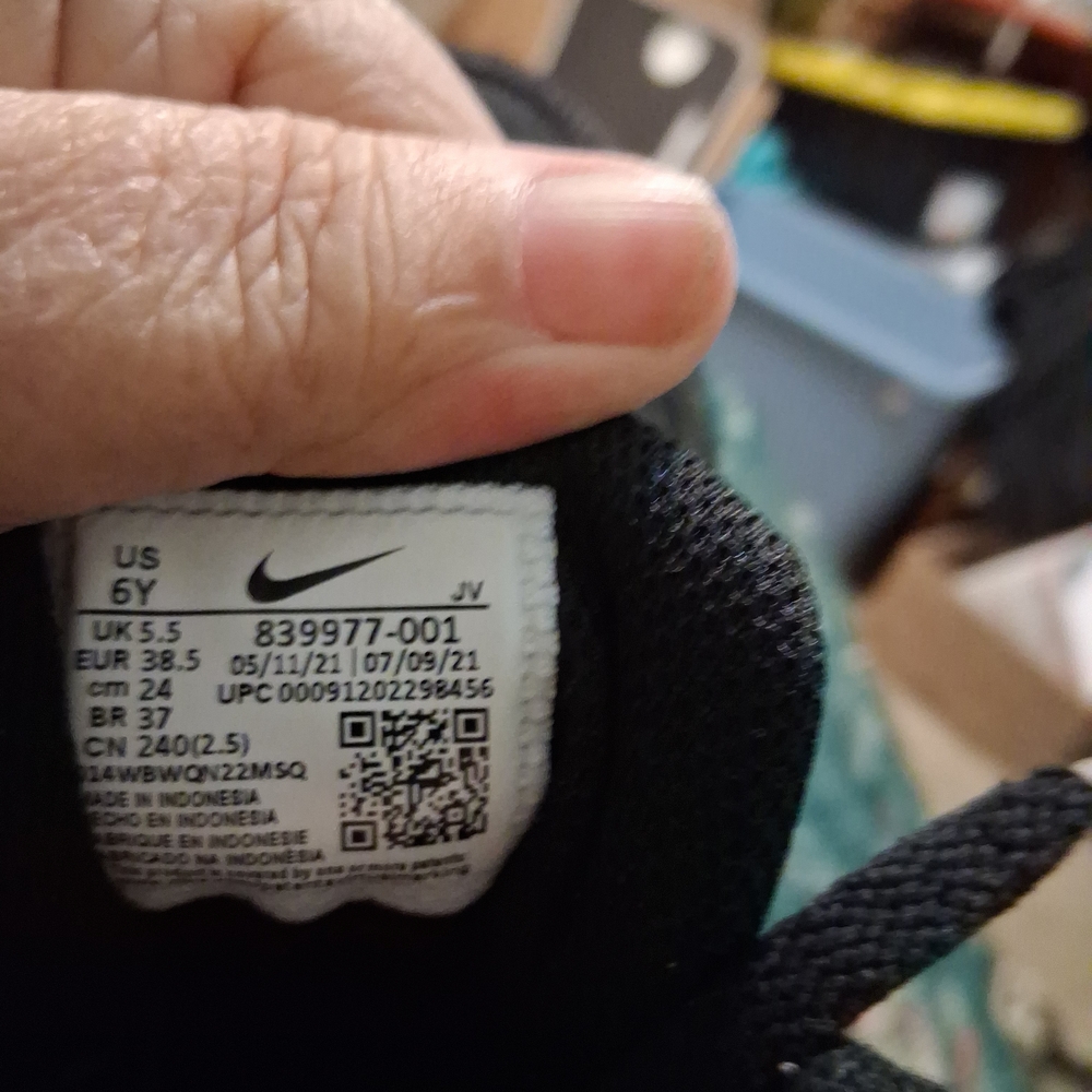 Nike Black Sneakers